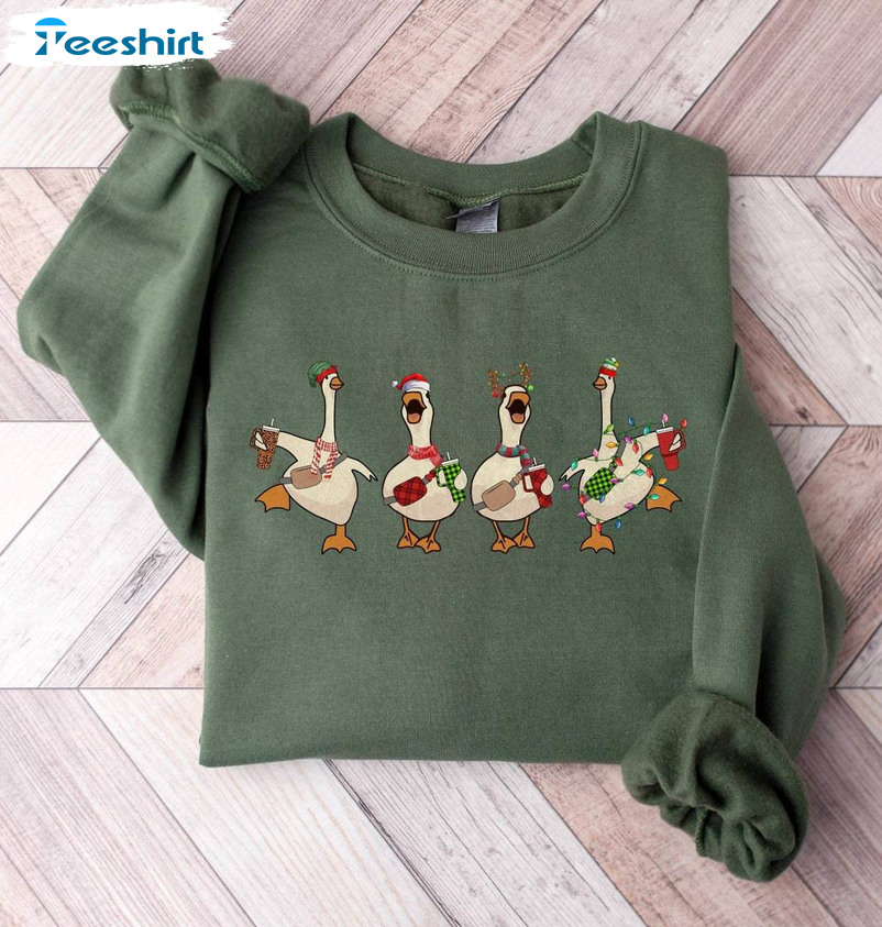 Duck Christmas Cute Shirt, Funny Christmas Duck Long Sleeve Unisex Hoodie