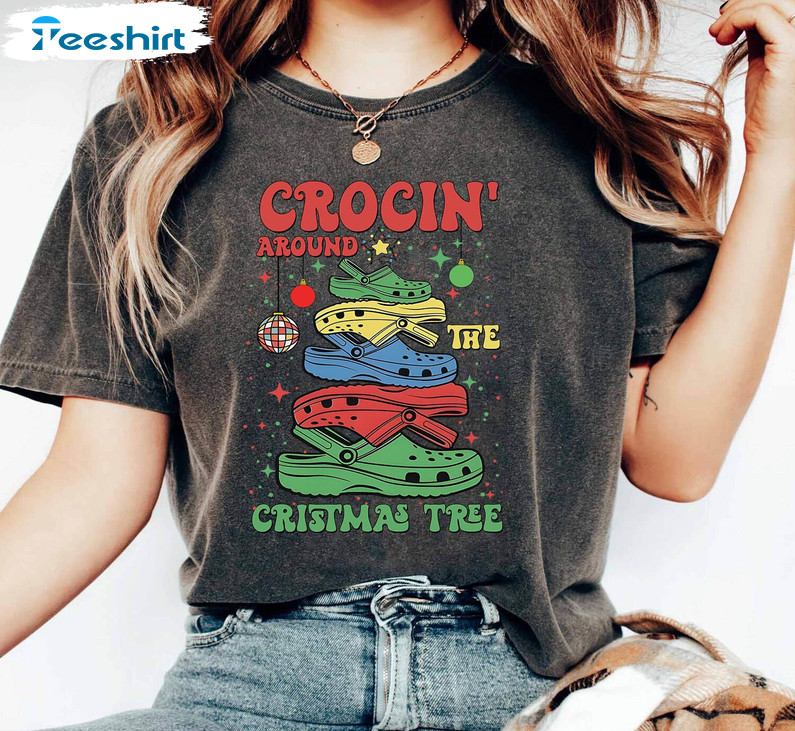 Crocin Around The Christmas Tree Shirt, Christmas Holiday Unisex Hoodie Long Sleeve