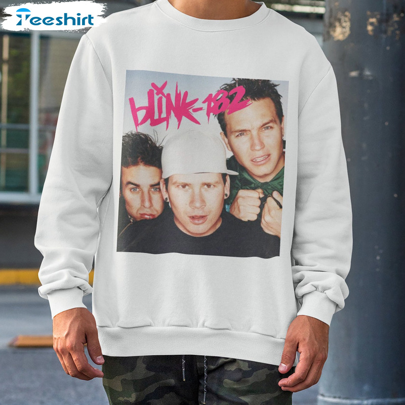 Blink 182 Poster Shirt - Blink 182 World Tour Trending Unisex Hoodie Sweater