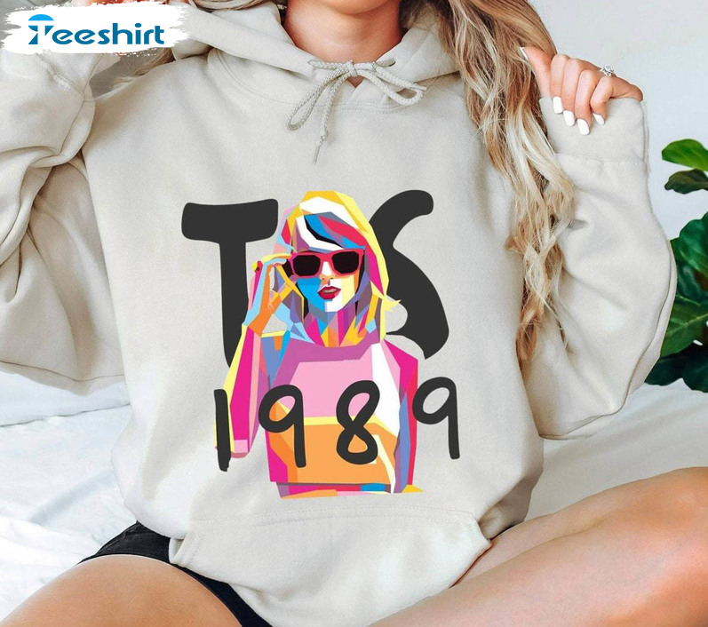 Taylor Swiftie Christmas Shirt, Vintage 1989 Album Cover Crewneck Sweatshirt Tee Tops