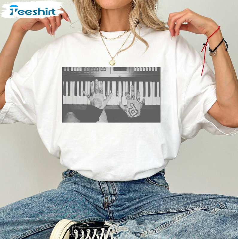 Trendy Mac Miller Sweatshirt, Rapper Mac Miller Piano Unisex T Shirt Long Sleeve