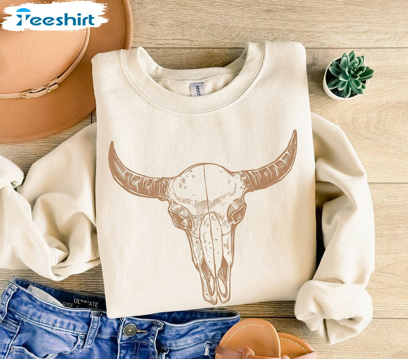 Inspirational Western Theme Sweatshirt, Bull Skull Crewneck Short Sleeve