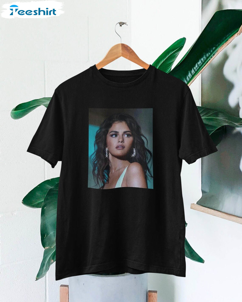 Vintage Selena Gomez Shirt, Trendy Selena Gomez Photo T Shirt Sweatshirt