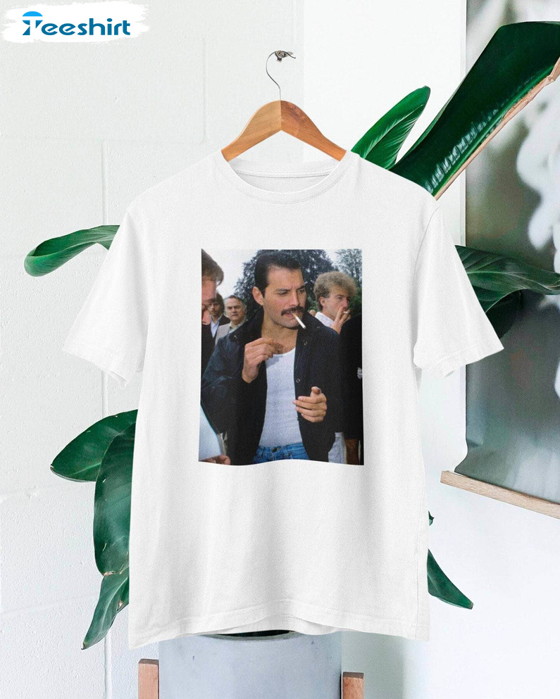 Trendy Freddie Mercury Photo Sweatshirt , Freddie Mercury Shirt Short Sleeve