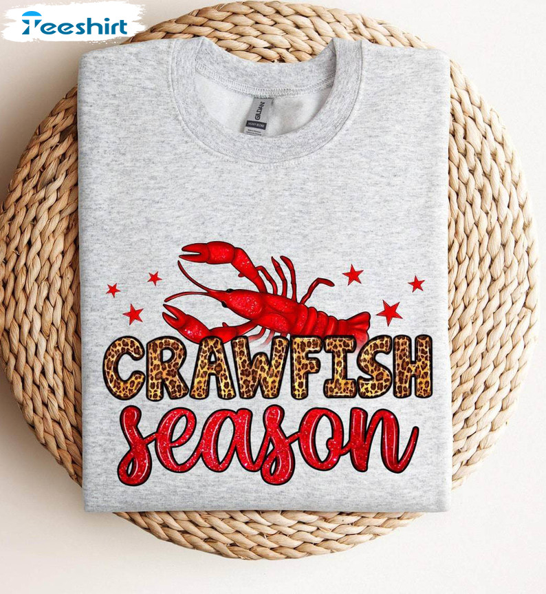 Comfort Crawfish Season Sweatshirt, Trendy Mardi Gras Short Sleeve Hoodie