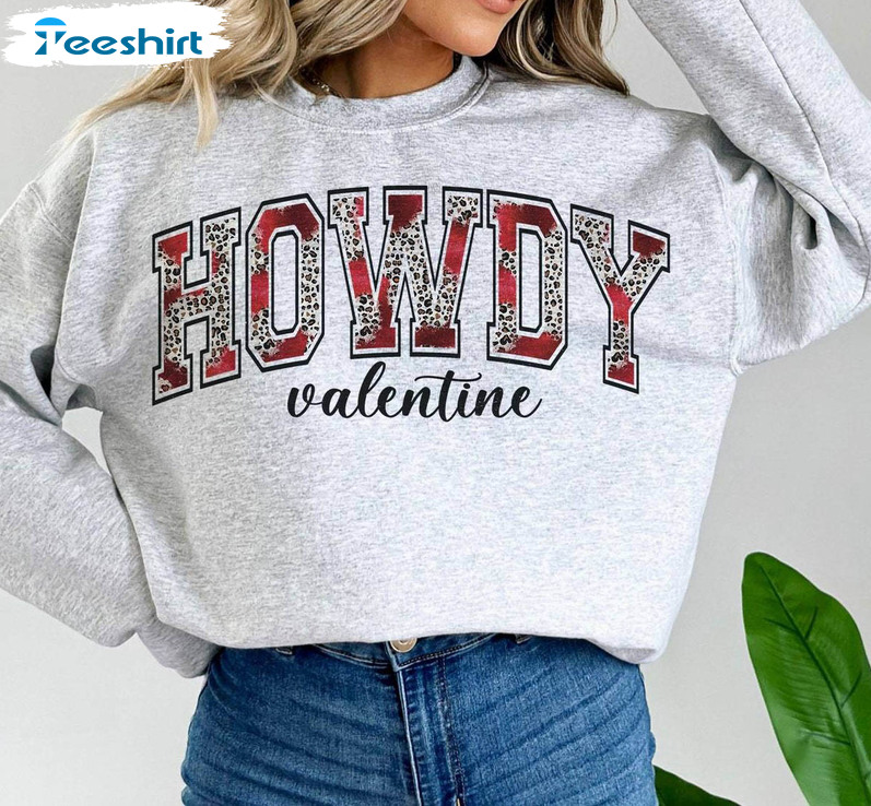 Retro Howdy Valentine Shirt, Cool Design Western Short Sleeve Sweater