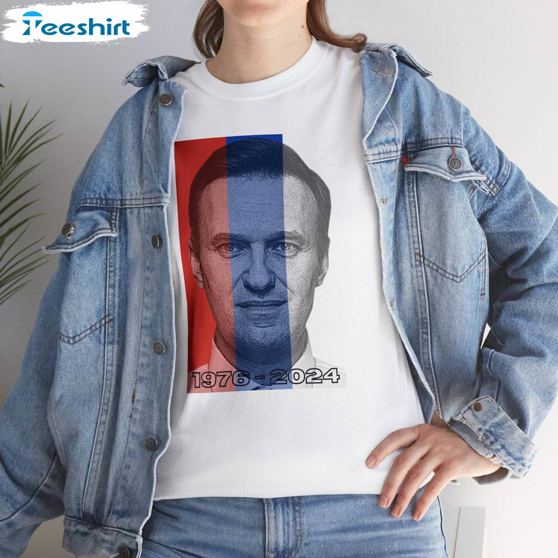 Creative Freedom Fighter T Shirt, Alexei Navalny Inspirational Shirt Unisex Hoodie