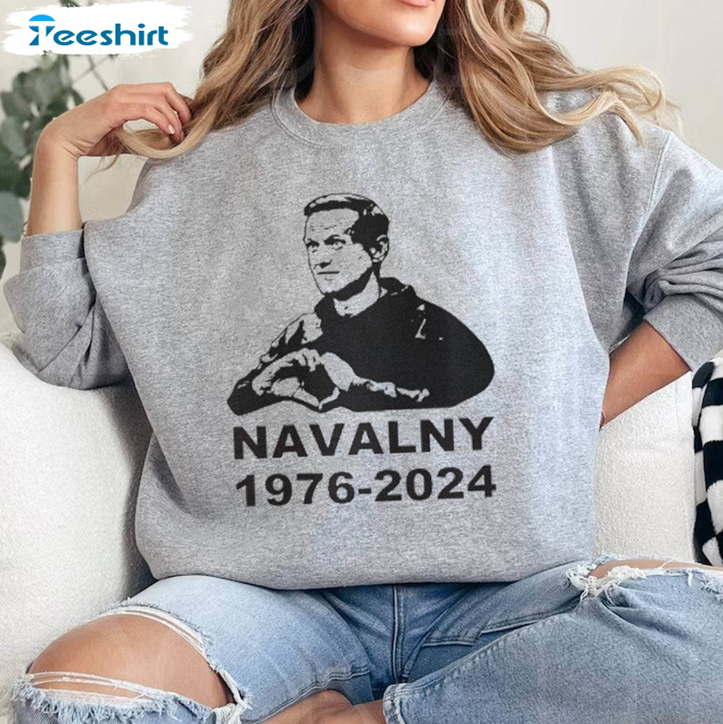 Alexei Navalny Shirt, Free Navalny Anti Trump Standwithukraine Short Sleeve Tee Tops