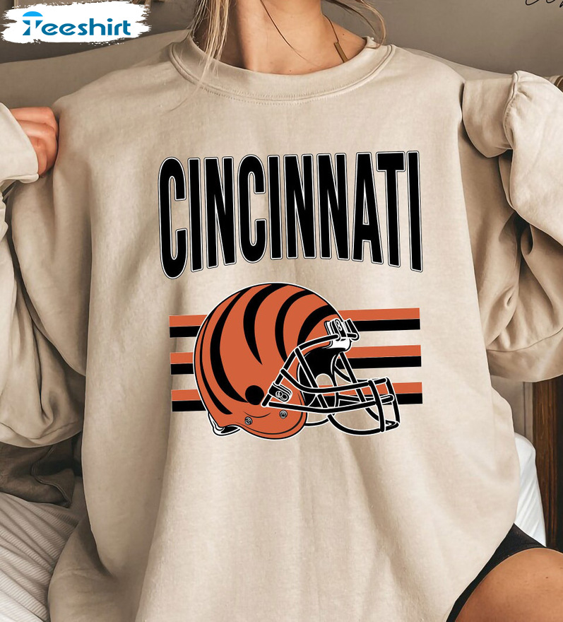 Cincinnati Bengals Shirt - Football Helmet Vintage Sweatshirt Unisex Hoodie
