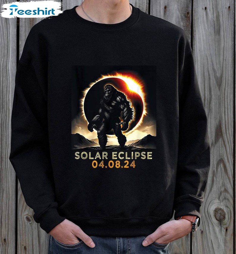 Vintage Total Solar Eclipse 2024 Shirt, Astronomy Lover Long Sleeve Hoodie