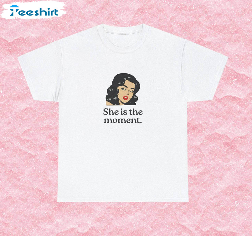 She Is The Moment Shirt, Retro Positive Affirmation Long Sleeve Tee Tops