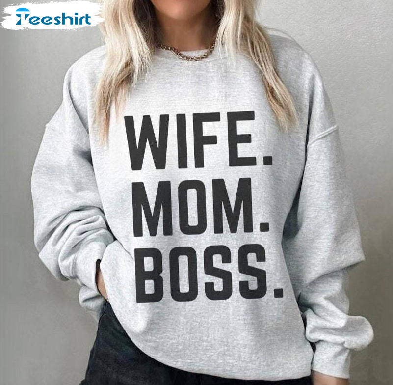 Wifey Minimalist Mom Shirt, Expecting Mom Mom Boss Crewneck Sweatshirt Tee Tops
