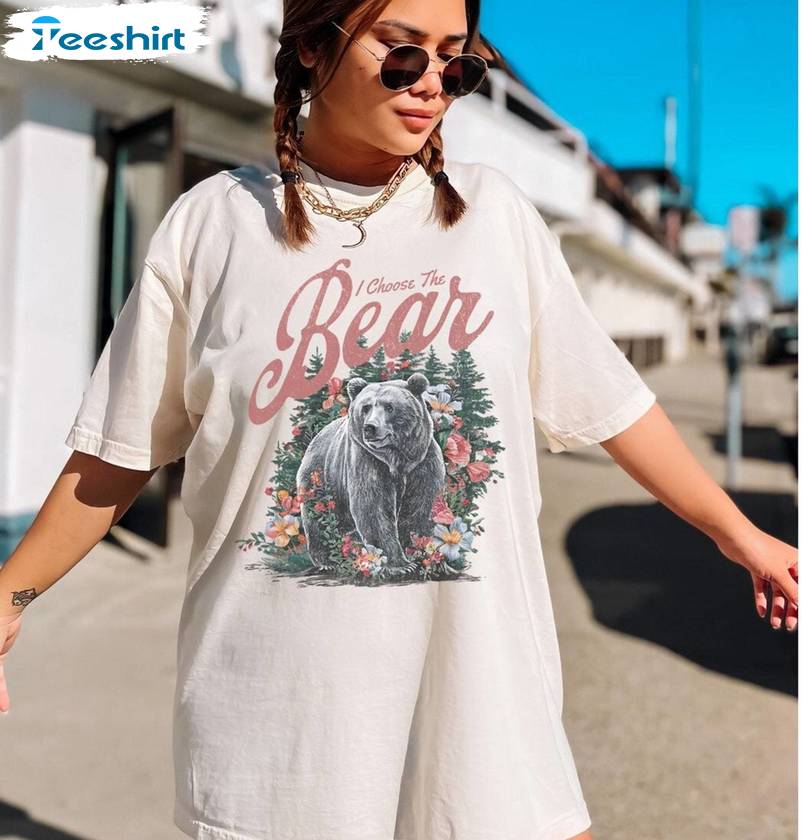 I Choose Bear Vintage Shirt, Feminist Crewneck Tee Tops For Women