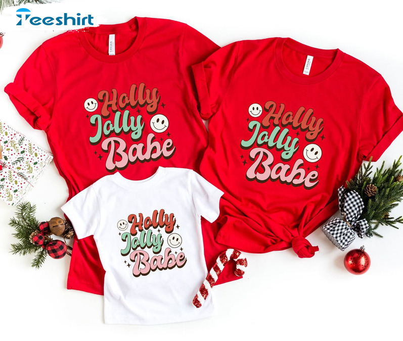 Holly Jolly Babe Shirt - Christmas Retro Short Sleeve Sweatshirt