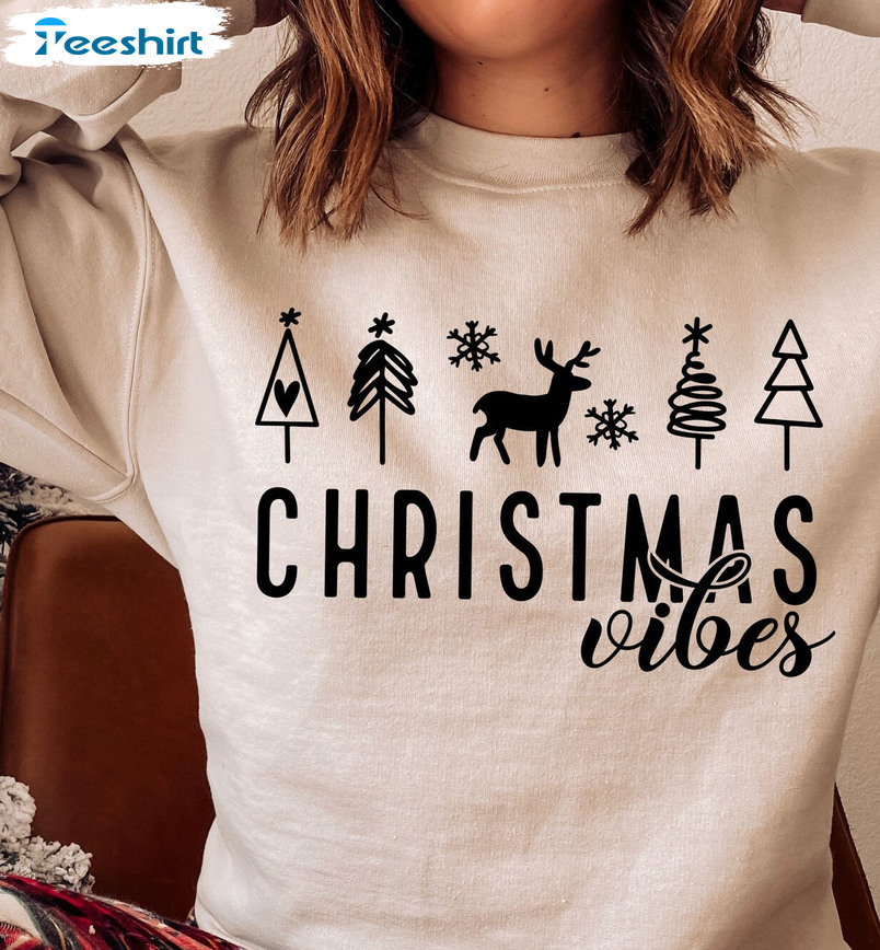 Christmas Vibes Shirt - Vintage Style Short Sleeve Sweater