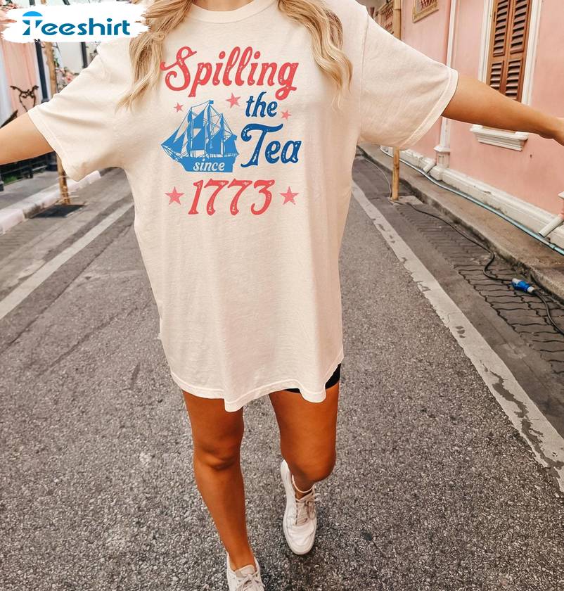 Trendy Usa Celebration Unisex Hoodie, Groovy Spilling Tea Since 1773 Shirt Tee Tops