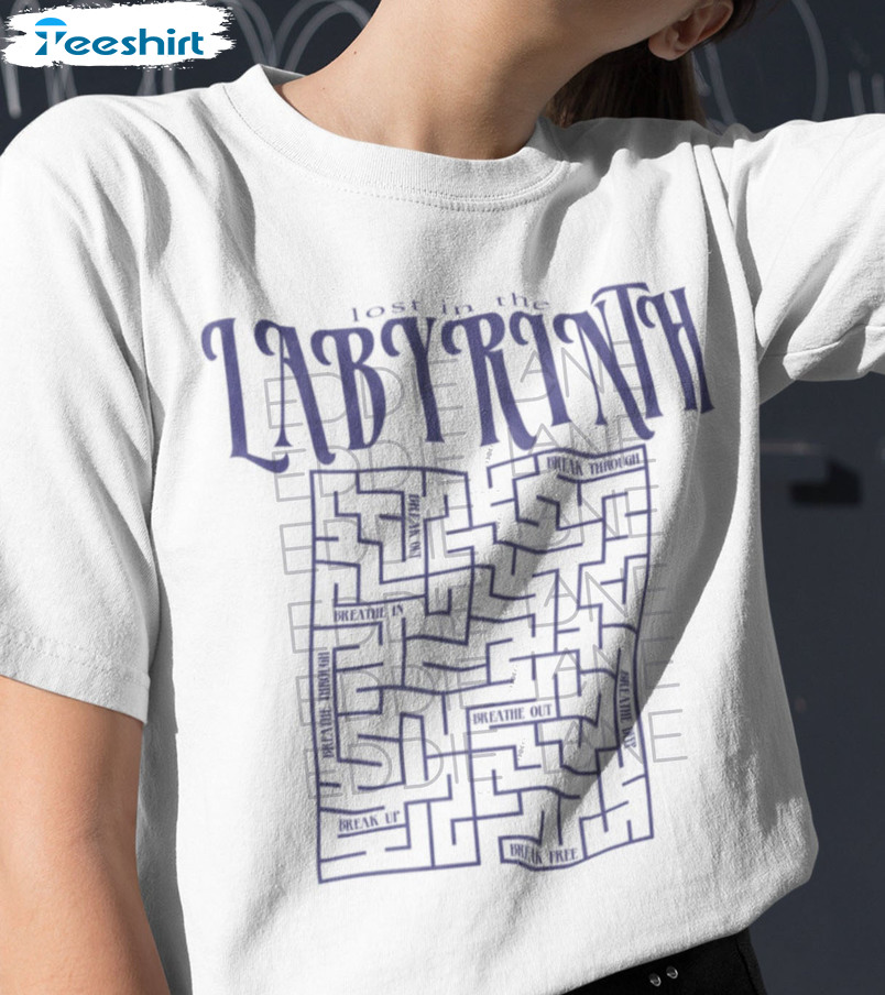 Lost In The Labyrinth Trendy Sweatshirt Unisex T-shirt