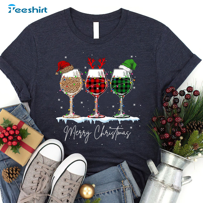 Wine Merry Christmas Shirt - Leopard Plaid Crewneck Unisex Hoodie