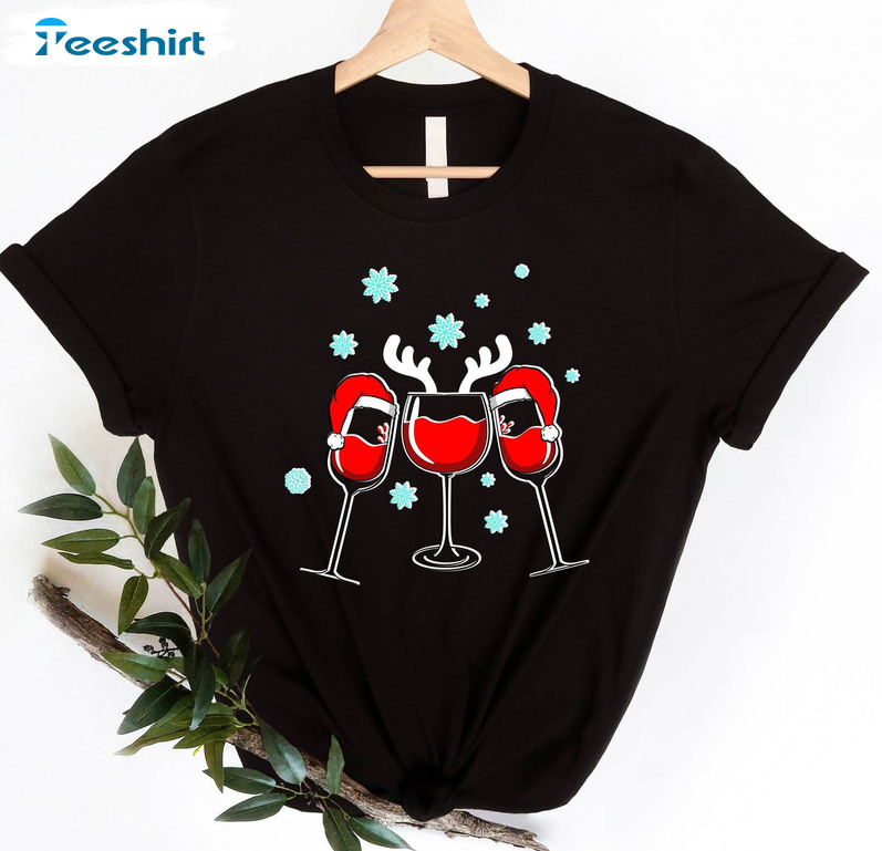 Three Christmas Wine Glasses Shirt - Wine Lover Crewneck Tee Tops