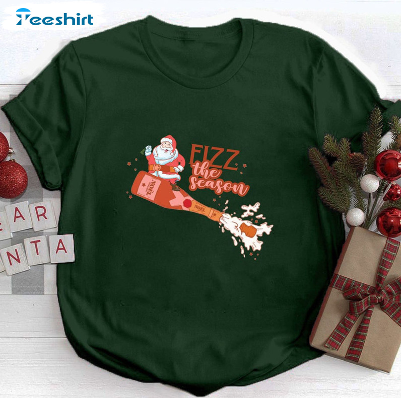 Fizz The Season Shirt - Christmas Champagne Short Sleeve Unisex T-shirt