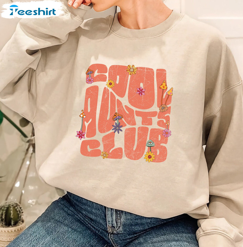 Cool Aunts Club Sweatshirt - Sweatshirt Tee Tops Vintage Style