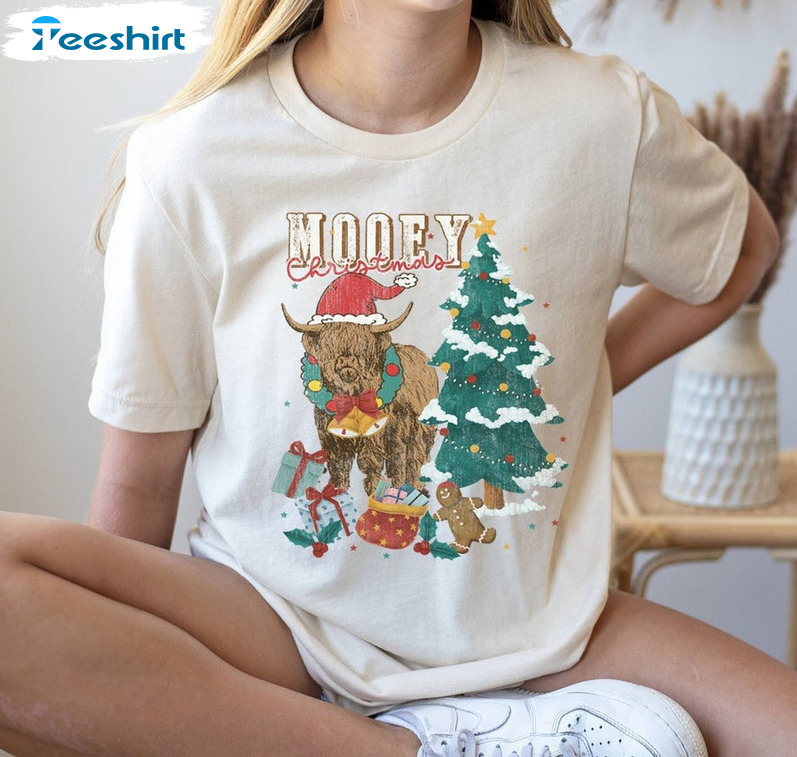 Mooey Christmas Shirt - Farm Life Short Sleeve Unisex T-shirt