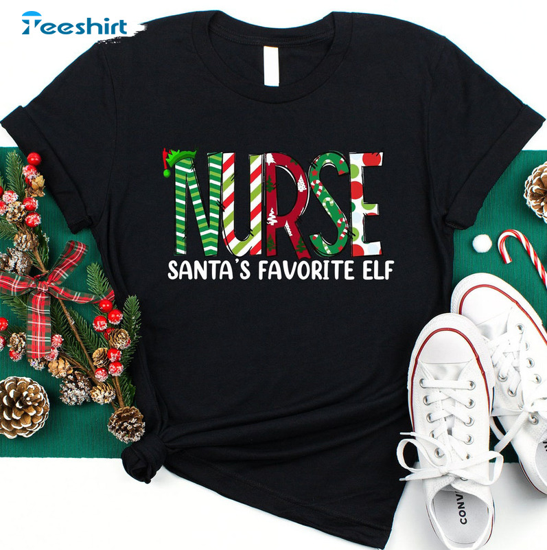 Nurse Santa's Favorite Elf Shirt - Nurse Christmas Unisex Hoodie Crewneck