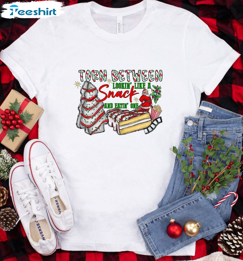 Torn Between Lookin' Like A Snack And Eatin' One Shirt - Christmas Tree Santa Claus Sweatshirt Hoodie