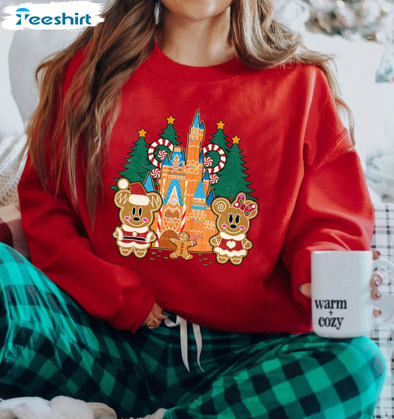 Disney Gingerbread Castle Shirt, Christmas Castle Unisex Hoodie Unisex T-shirt