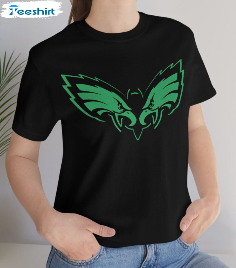 Eagles Bat Man Shirt, Nfl Trendy Short Sleeve Unisex Hoodie