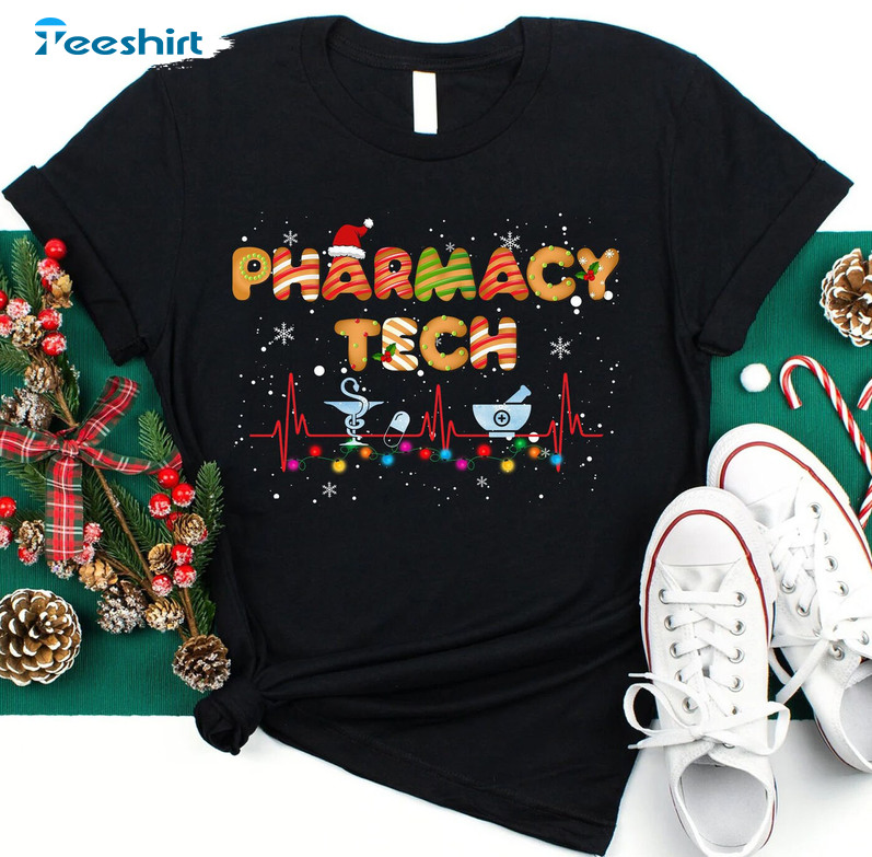 Pharmacy Tech Shirt, Christmas Pharmacy Short Sleeve Unisex Hoodie