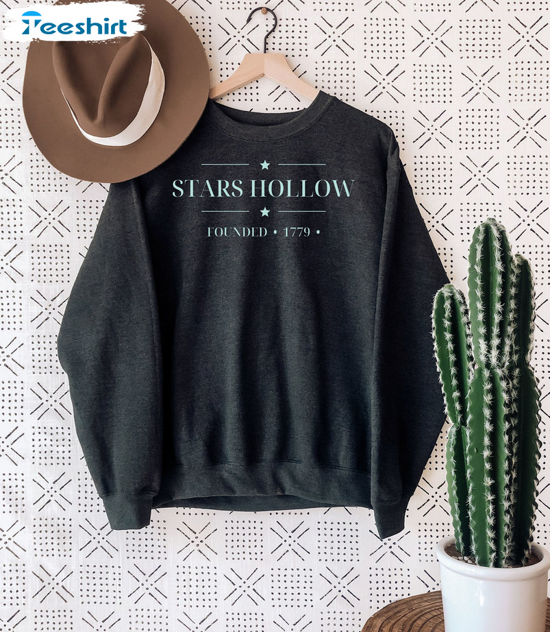 Stars Hollow Founded 1779 Shirt, Luke Coffee Short Sleeve Unisex Hoodie