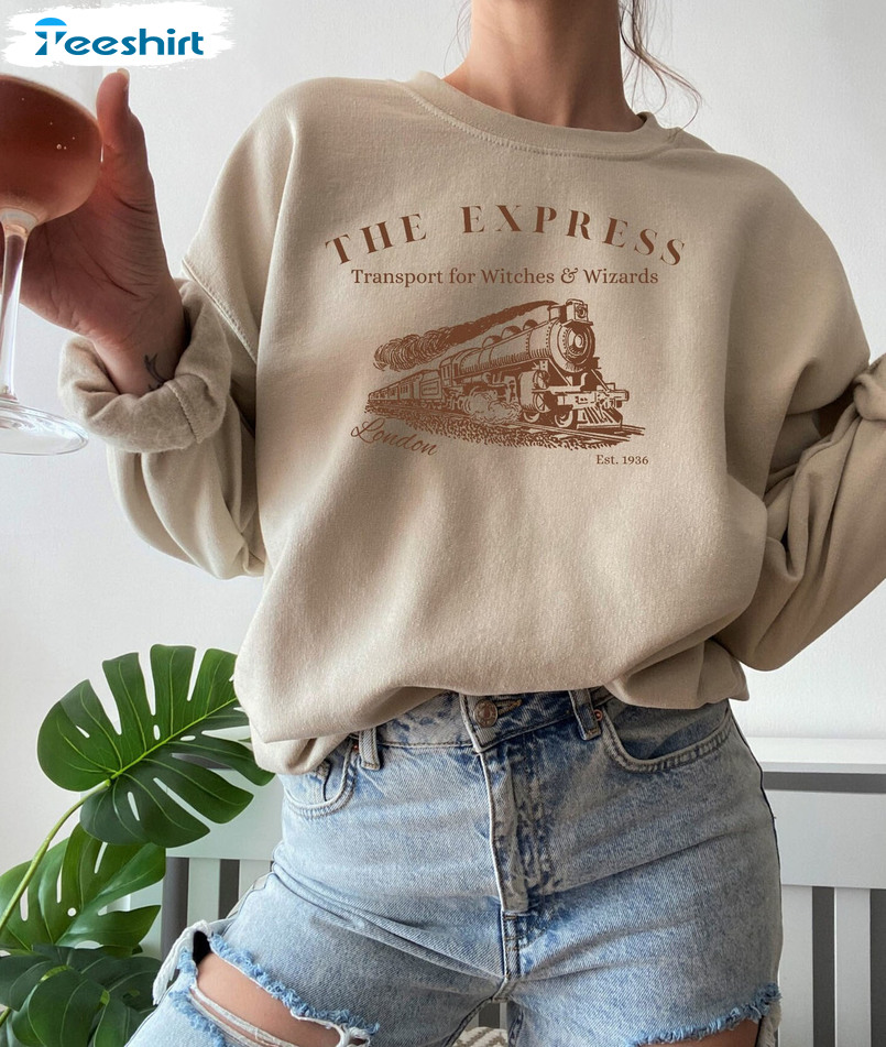 The Express Sweatshirt, Hogwart Express Christmas Short Sleeve Crewneck