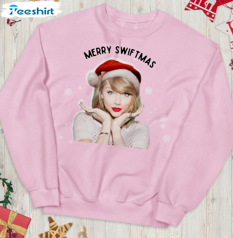 Merry Swiftmas Shirt, Swiftie Christmas Long Sleeve Unisex Hoodie