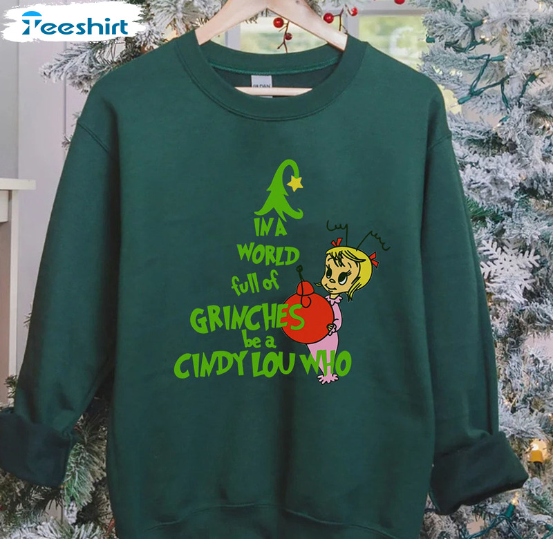 In A World Full Of Grinches Be A Griswold Shirt, Christmas Short Sleeve Unisex T-shirt