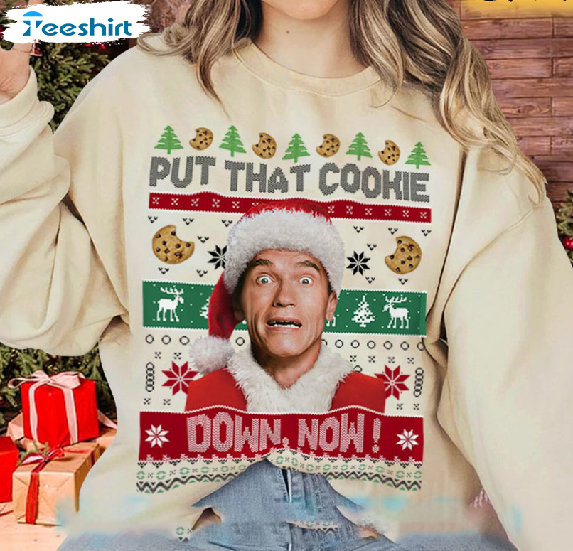 Put That Cookie Down Now Shirt, Christmas Short Sleeve Unisex T-shirt