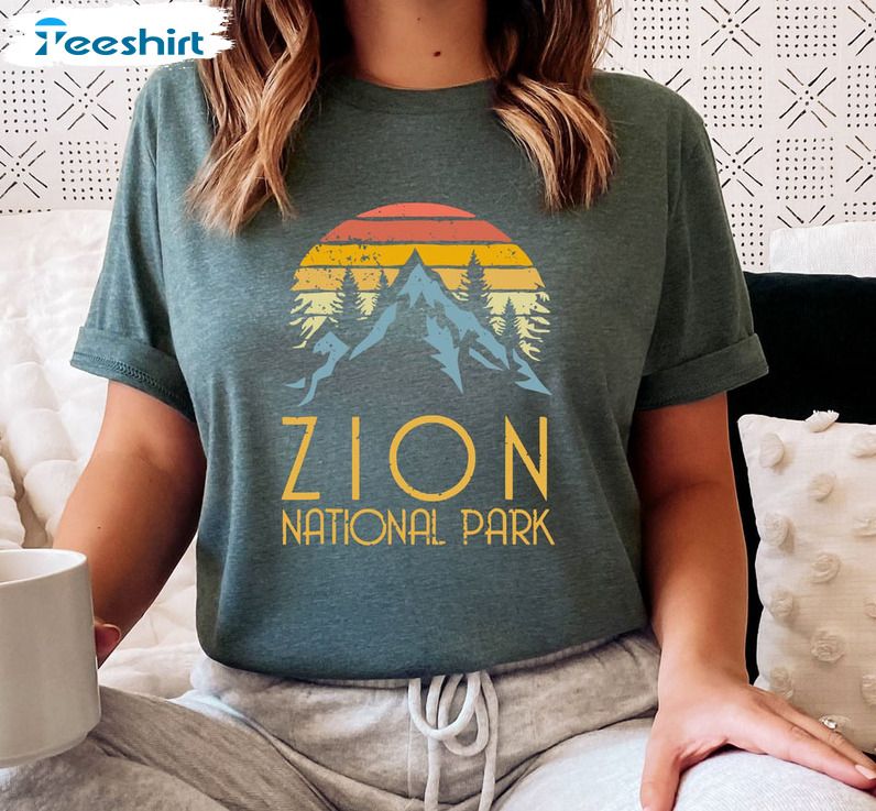 Zion National Park Sweatshirt, Trending Short Sleeve Sweater