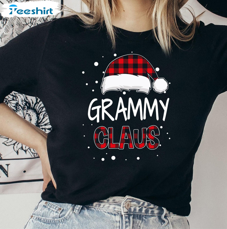 Grammy Claus Christmas Sweatshirt, Buffalo Plaid Santa Hat Short Sleeve Tee Tops