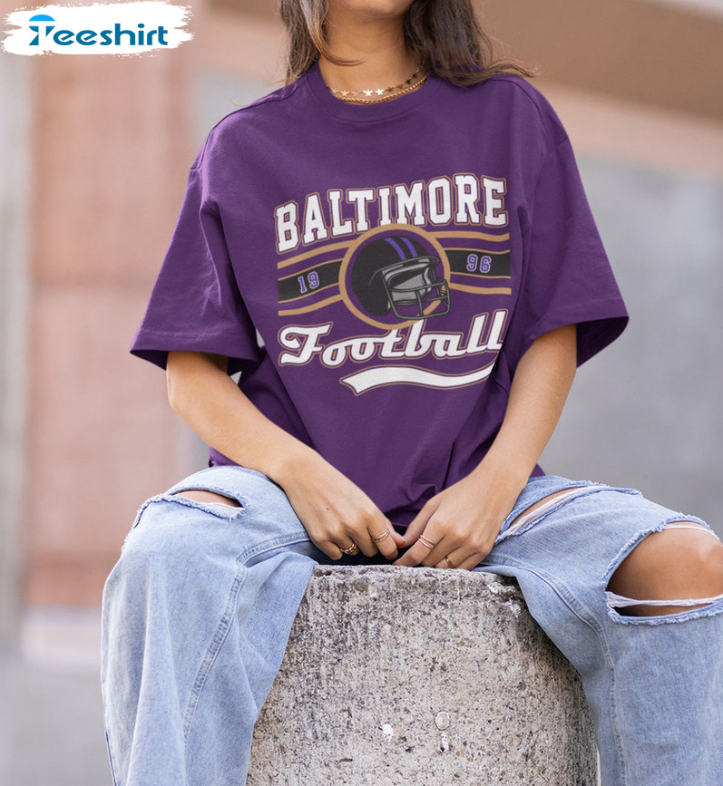 Baltimore Football Shirt, Ravens Vintage Unisex Hoodie Tee Tops