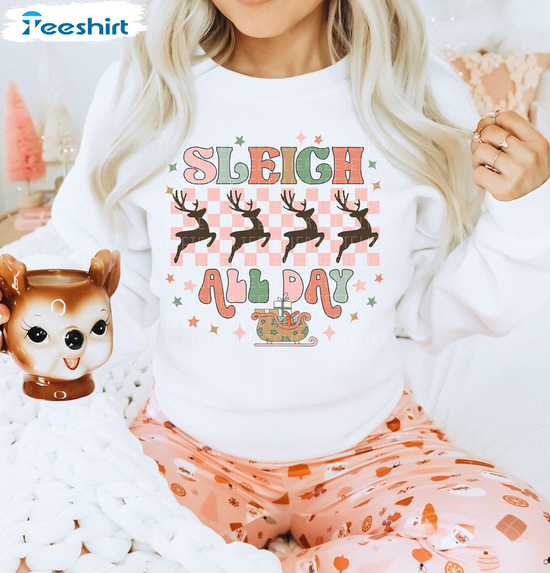 Sleigh All Day Sweatshirt, Funny Groovy Checkered Reindeer Short Sleeve Tee Tops