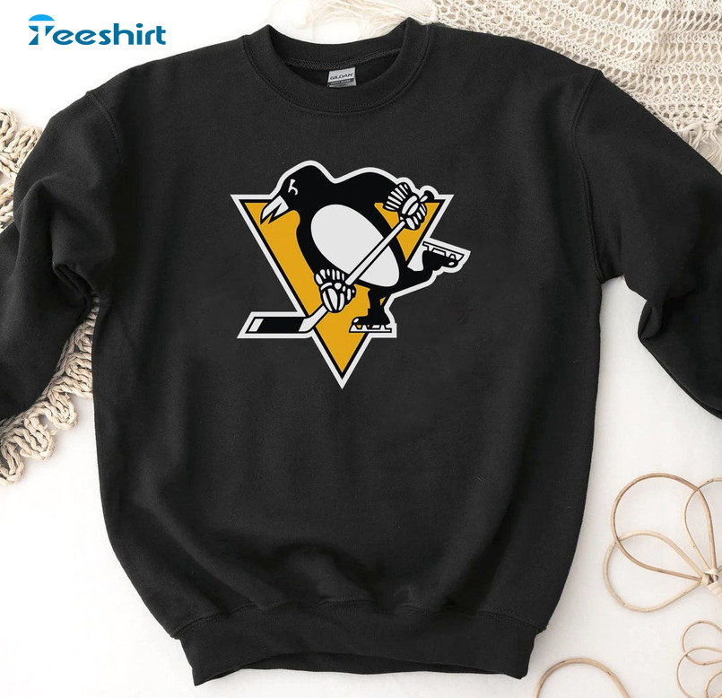 DecorHandmadeVN Vintage 90s Pittsburgh Penguins T-Shirt, Pittsburgh Penguins Sweater, Pittsburgh Penguins Hoodie, Pittsburgh Penguins Fan Tee, Gift for Her