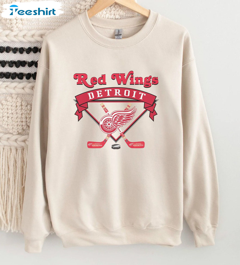 Red Wings Logo Shirt, Hockey Sweatshirt Hoodie Vintage Style