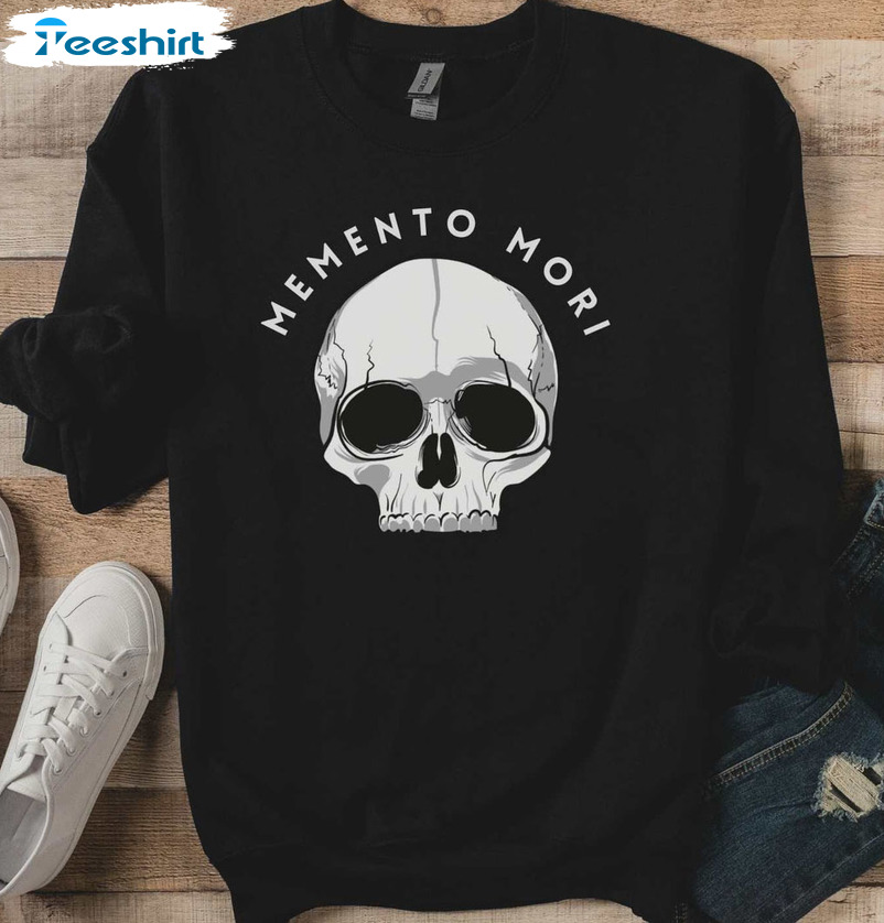 Memento Mori Sweatshirt, Cool Skull Trending Unisex Hoodie Long Sleeve