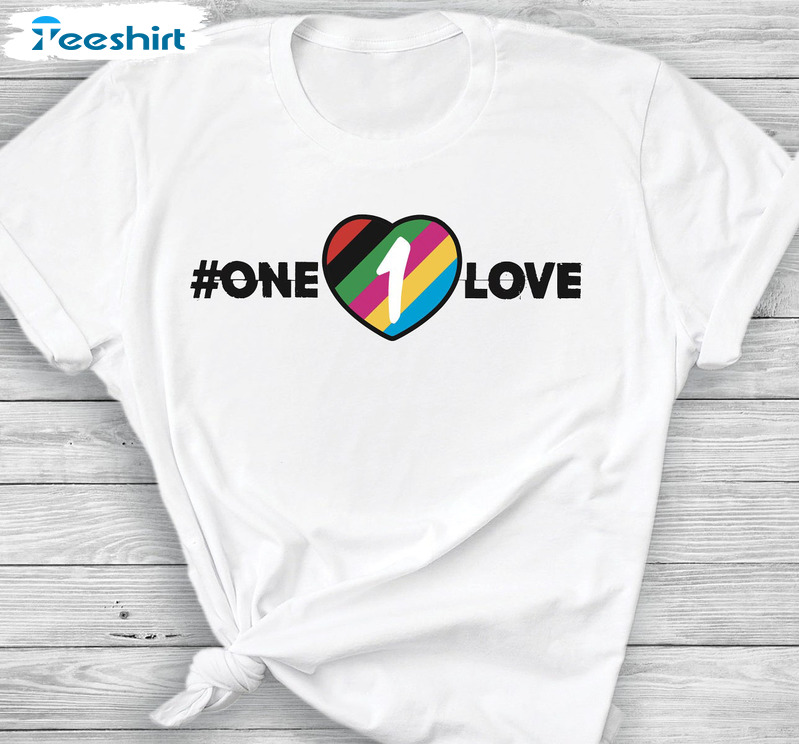 One Love Armband Shirt, Vintage Sweatshirt Unisex Hoodie