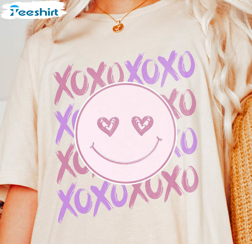 Retro Xoxo Valentines Day Shirt, Groovy Valentines Crewneck Unisex Hoodie