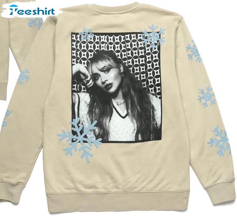 Sabrina Carpenter Shirt, Snowflake Vintage Long Sleeve Unisex T-shirt