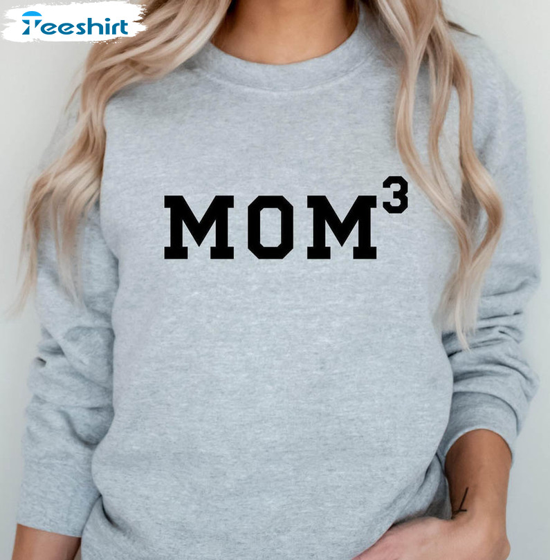 Mom Of Three Shirt, Vintage Tee Tops Unisex T-shirt