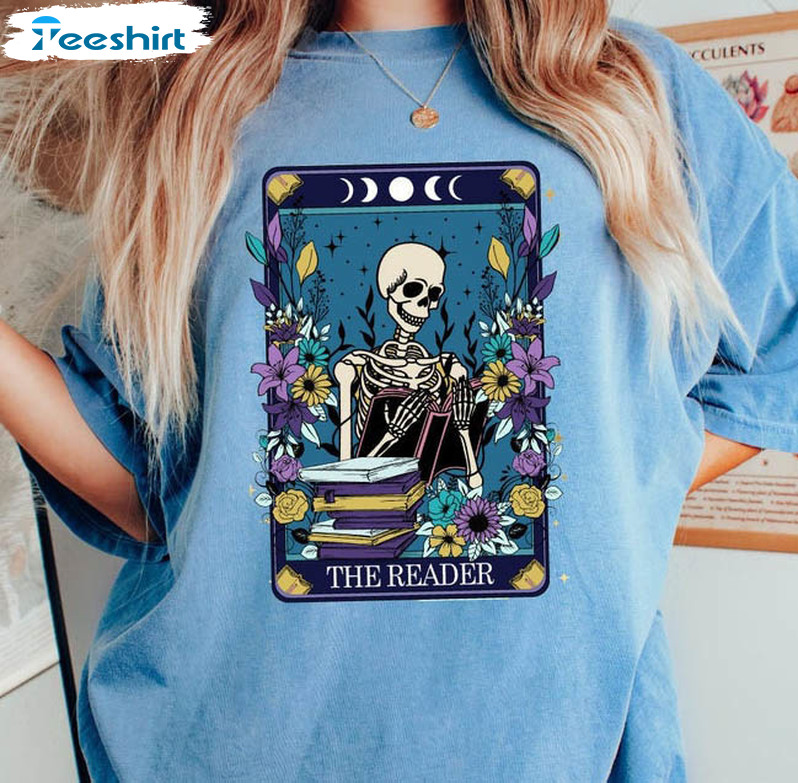 The Reader Tarot Card Funny Shirt, Witchy Stuff Mystical Literature Short Sleeve Crewneck