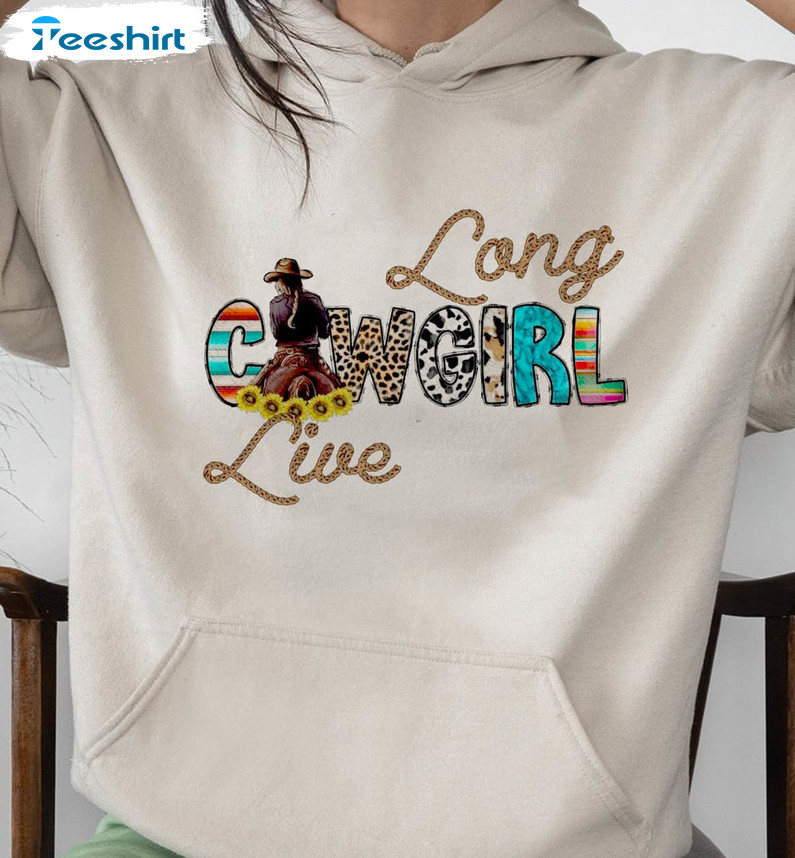 Long Live Cowgirls Sweatshirt, Gildan Short Sleeve Unisex T-shirt