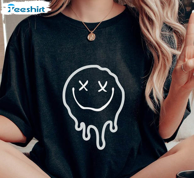 Melting Smiley Face Trending Shirt, Vintage Unisex T-shirt Long Sleeve